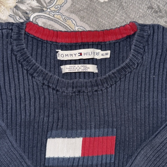 VTG TOMMY HILFIGER WOMENS LONG SLEEVE SWEATER - Picture 3 of 4